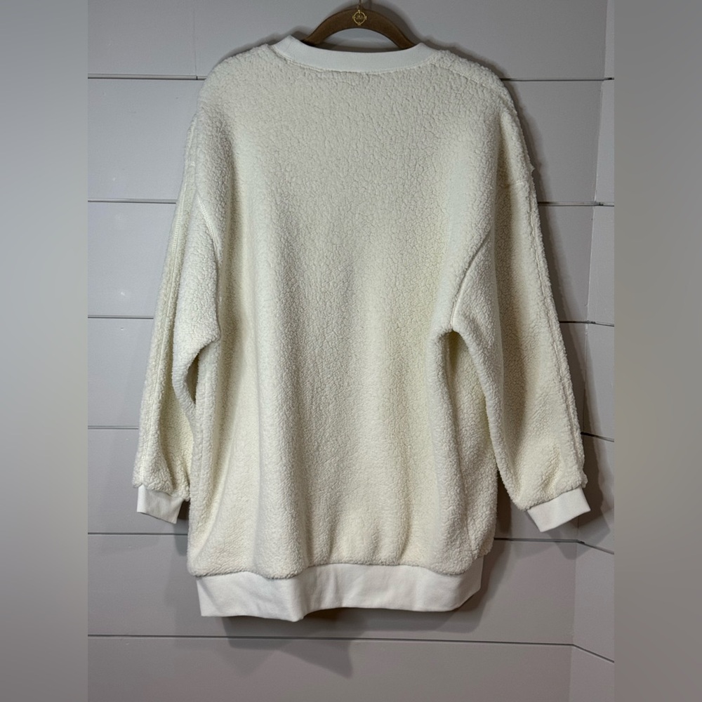 NEW URBAN OUTFITTERS Out From Under Sherpa Pullover Sweatshirt Size M - Picture 9 of 9